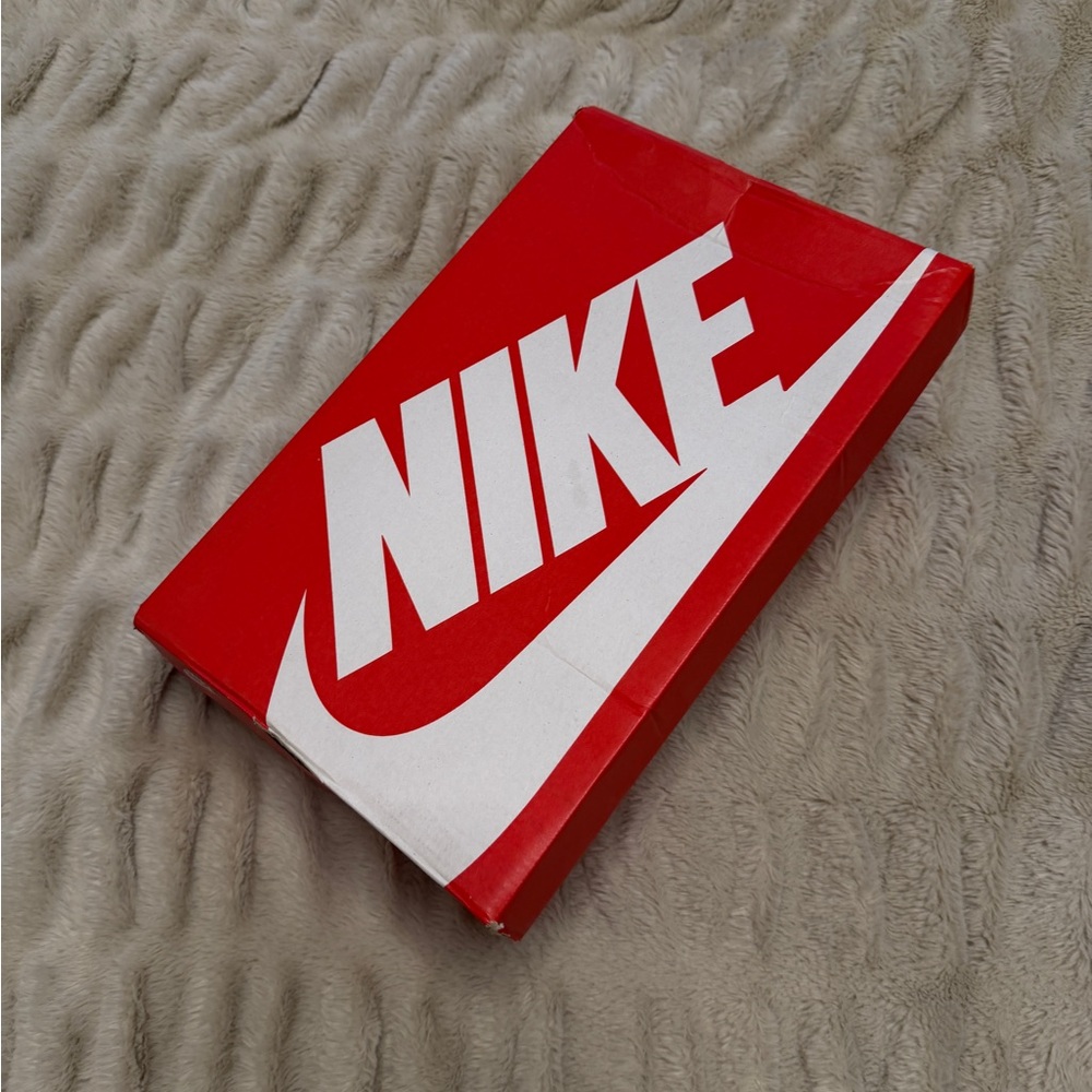 Nike dunk low - size 7.5 - Picture 7 of 7